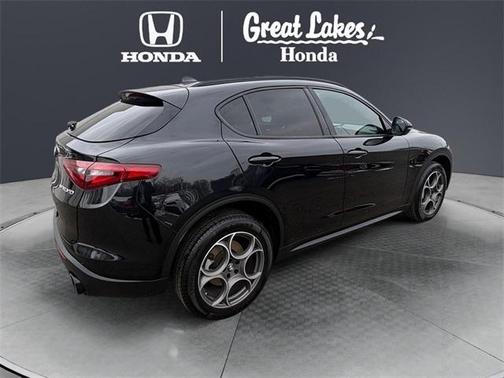 2022 Alfa Romeo Stelvio Sprint