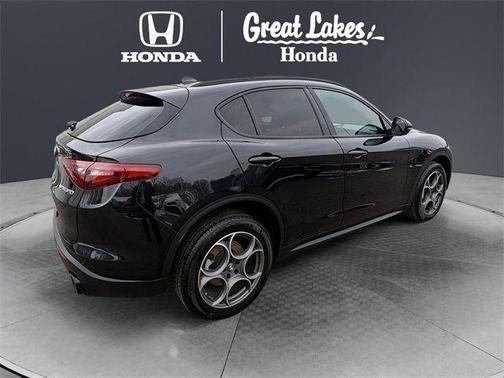 2022 Alfa Romeo Stelvio Sprint