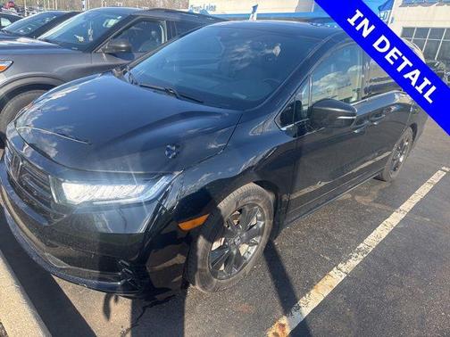 Crystal Black Pearl 2023 Honda Odyssey Sport