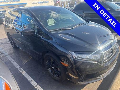 Crystal Black Pearl 2023 Honda Odyssey Sport