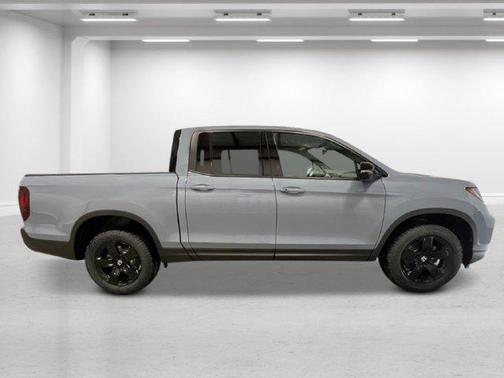 Sonic Gray Pearl 2026 Honda Ridgeline Black