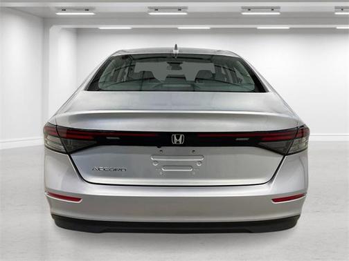 2025 Honda Accord LX 1.5T
