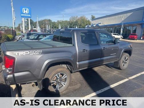 2017 Toyota Tacoma TRD Sport
