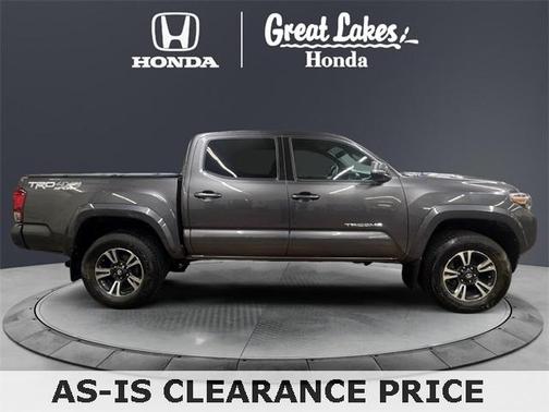 2017 Toyota Tacoma TRD Sport