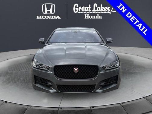 2018 Jaguar XE 35t R-Sport