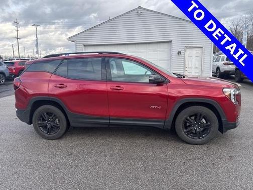 2024 GMC Terrain AWD AT4