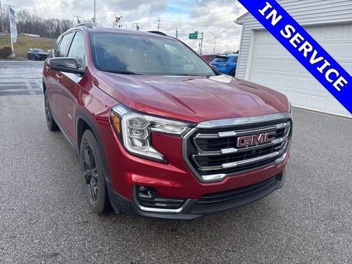 2024 GMC Terrain AWD AT4