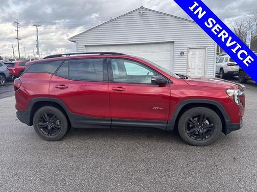 2024 GMC Terrain AWD AT4