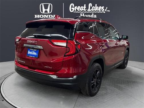 2024 GMC Terrain AWD AT4