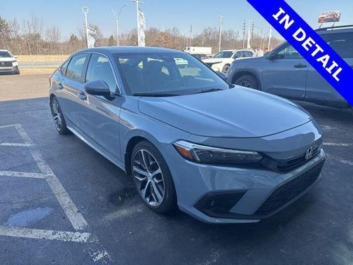 2022 Honda Civic Touring