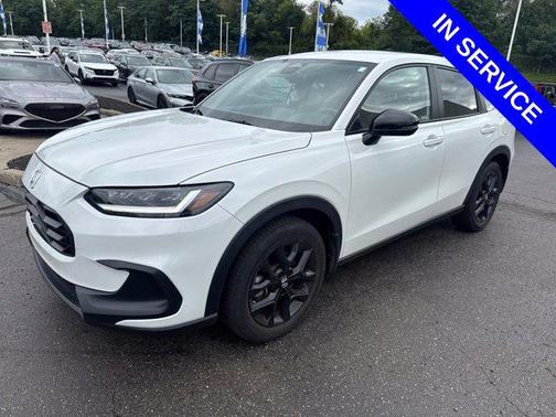 Platinum White Pearl 2024 Honda HR-V Sport