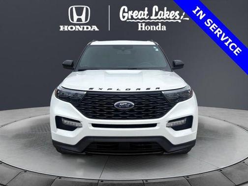 Star White Metallic Tri-Coat 2023 Ford Explorer ST-Line