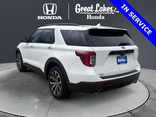 Star White Metallic Tri-Coat 2023 Ford Explorer ST-Line