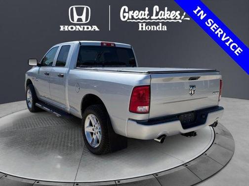 Bright Silver Metallic Clearcoat 2018 RAM 1500 Express