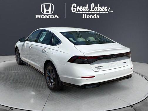 Platinum White Pearl 2024 Honda Accord Hybrid EX-L