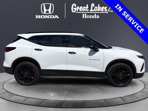 Summit White 2022 Chevrolet Blazer 2LT