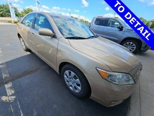 2010 Toyota Camry LE