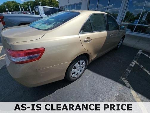 2010 Toyota Camry LE