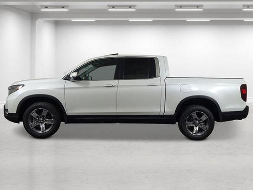 Platinum White Pearl 2026 Honda Ridgeline RTL