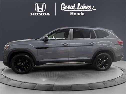 2025 Volkswagen Atlas 2.0T Peak Edition