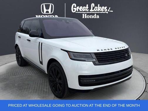 Fuji White 2023 Land Rover Range Rover P530 SE