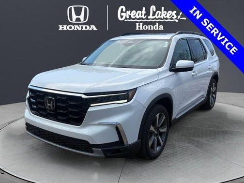 Platinum White Pearl 2025 Honda Pilot Elite