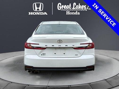 Ice Cap 2025 Toyota Camry SE