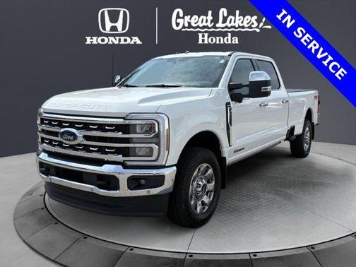 Star White Metallic Tri-Coat 2025 Ford F-350 Lariat