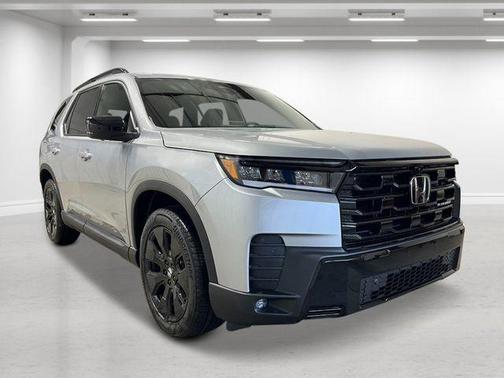 Solar Silver Metallic 2026 Honda Pilot Black Edition