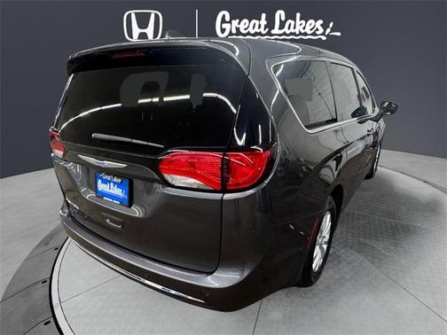 2018 Chrysler Pacifica Touring Plus