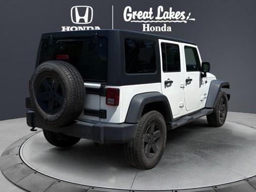 Bright White Clearcoat 2017 Jeep Wrangler Unlimited Sport