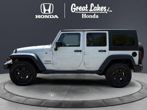 Bright White Clearcoat 2017 Jeep Wrangler Unlimited Sport
