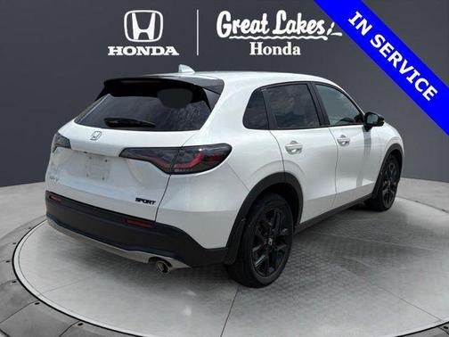 Platinum White Pearl 2024 Honda HR-V Sport