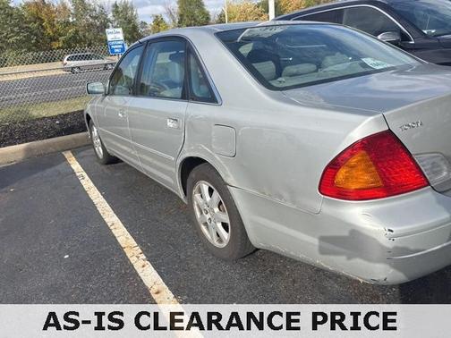 2001 Toyota Avalon XL