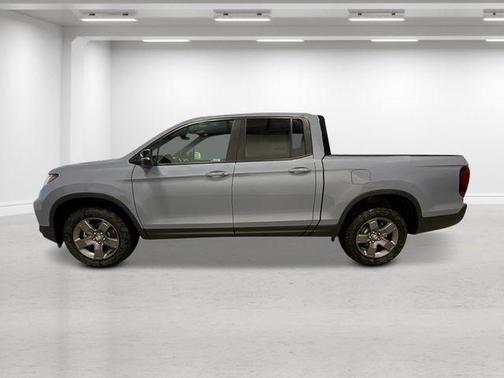 Sonic Gray Pearl 2026 Honda Ridgeline TrailSport