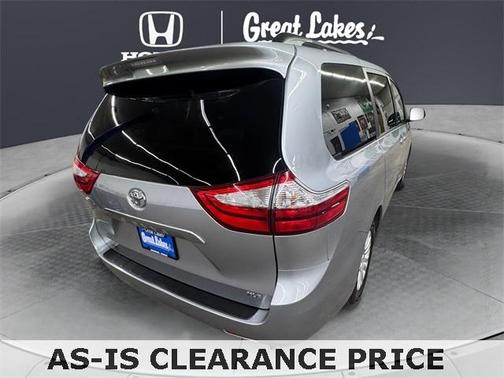 2015 Toyota Sienna XLE