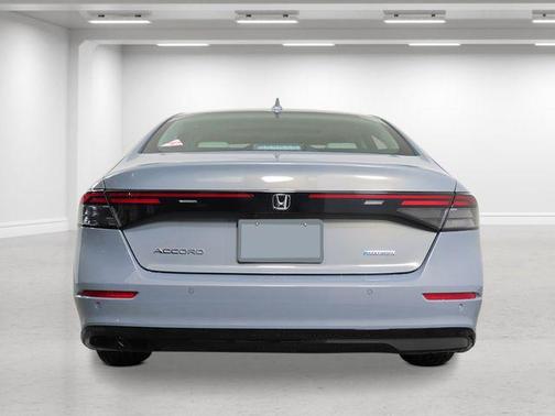 Urban Gray Pearl 2026 Honda Accord Hybrid EX-L
