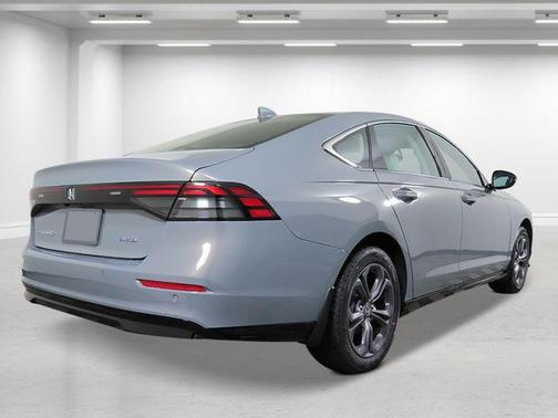 Urban Gray Pearl 2026 Honda Accord Hybrid EX-L