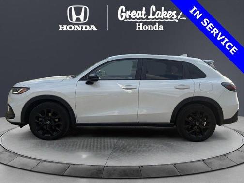 Platinum White Pearl 2024 Honda HR-V 2WD Sport