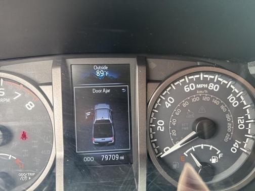 2018 Toyota Tacoma TRD Sport