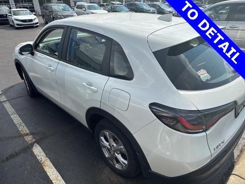 2023 Honda HR-V LX