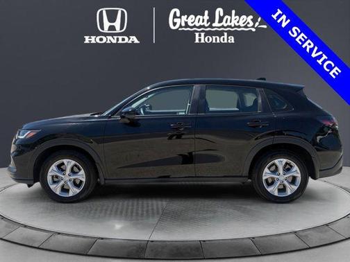 Crystal Black Pearl 2024 Honda HR-V LX
