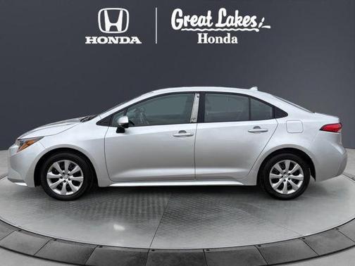 Classic Silver Metallic 2025 Toyota Corolla LE