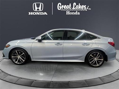 2022 Honda Civic Touring