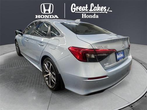 2022 Honda Civic Touring