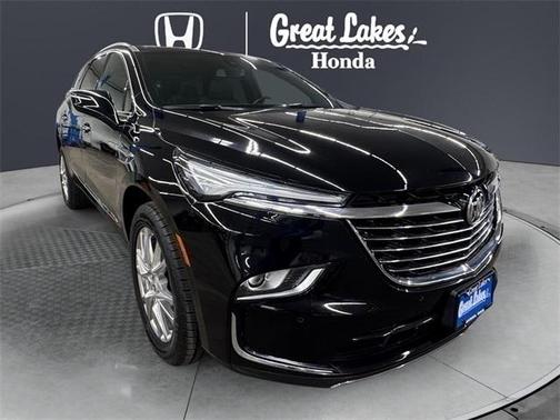 2022 Buick Enclave AWD Essence