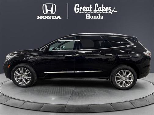 2022 Buick Enclave AWD Essence