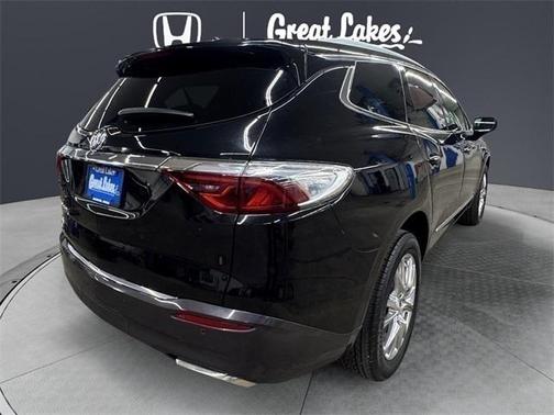 2022 Buick Enclave AWD Essence