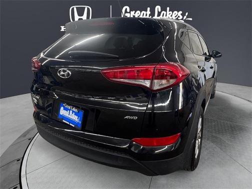 2017 Hyundai TUCSON SE