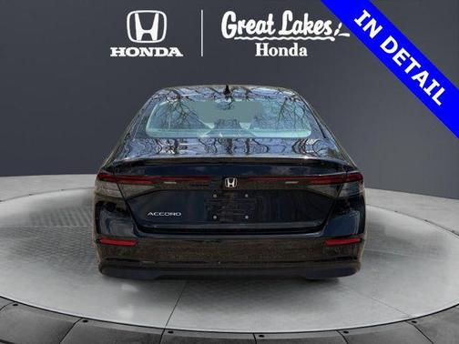 Crystal Black Pearl 2024 Honda Accord LX 1.5T